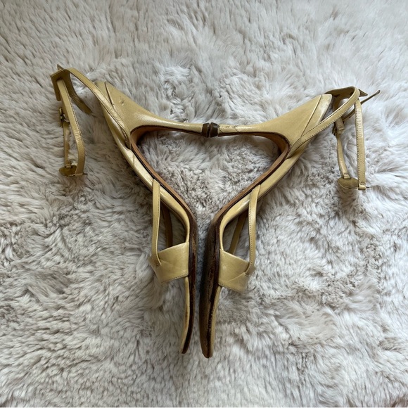 Gucci Strappy Sandals with Gold Logo Plaque Size 37.5C - Picture 8 of 15